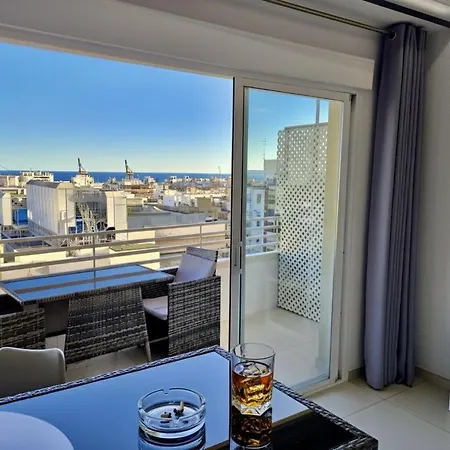 아파트 Skylights