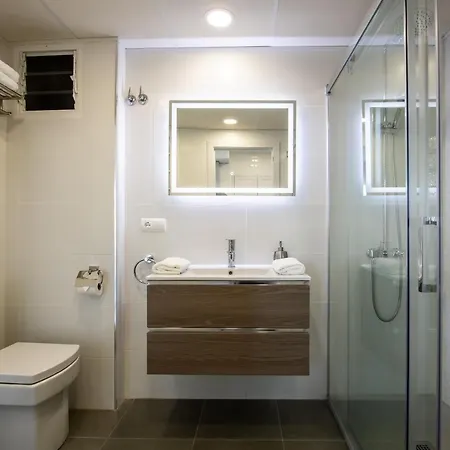 아파트 Skylights *