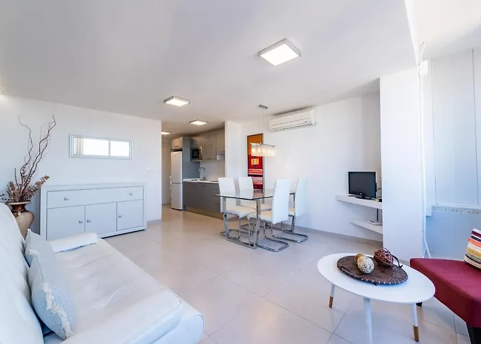 阿利坎特天窗公寓 * 阿利坎特